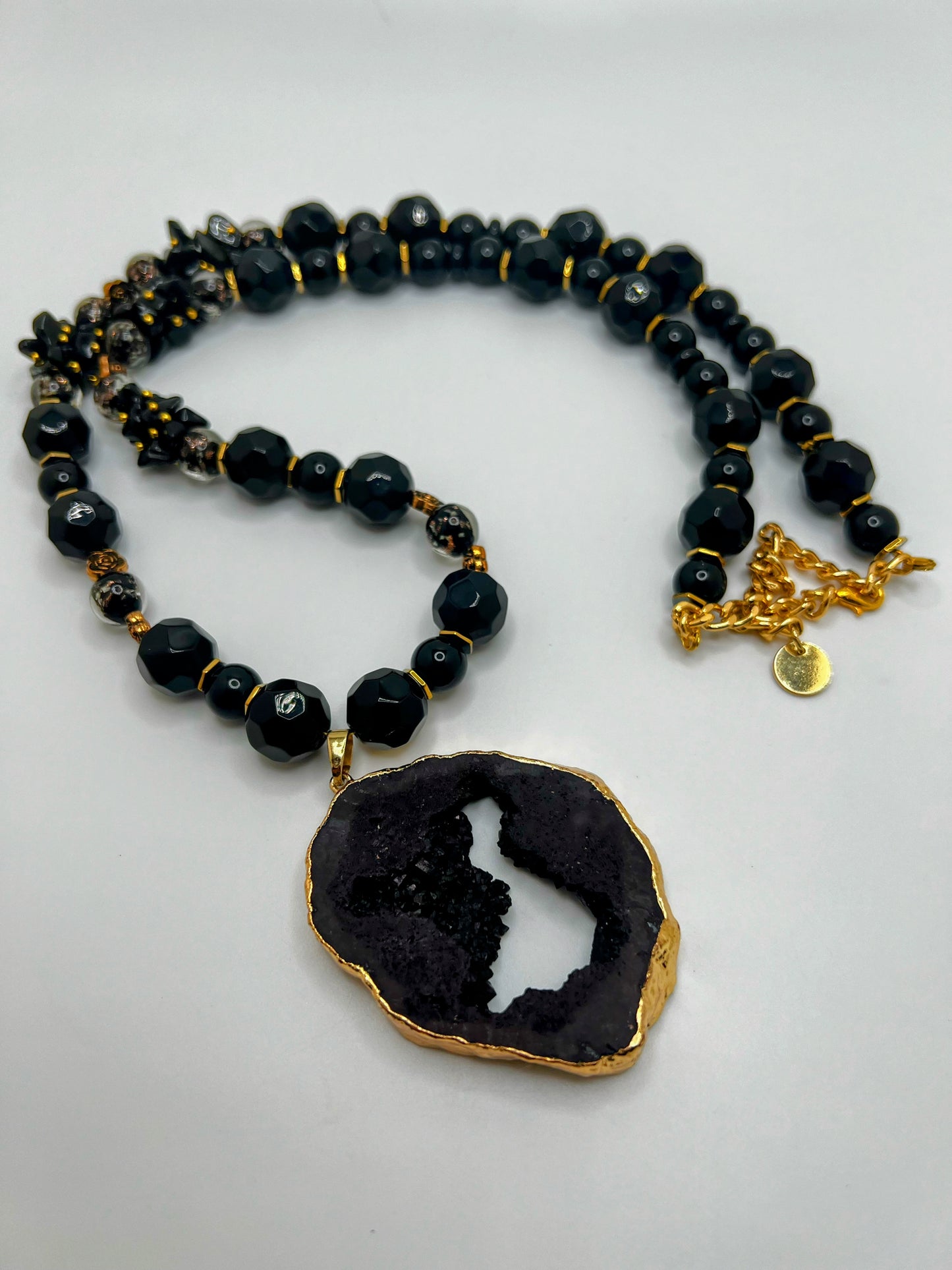 Natural Rose Agate Stone Beads Necklace