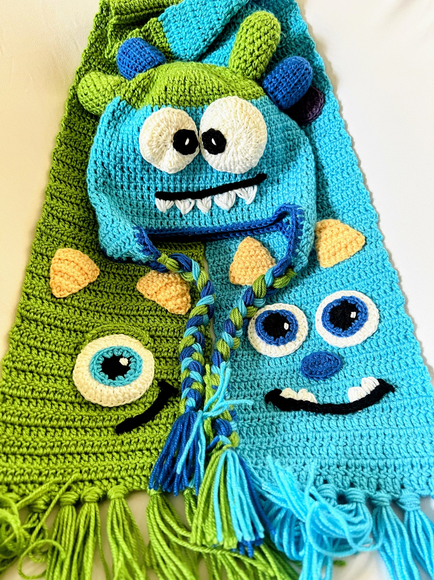 Crochet Monster Hat & Scarf Set for Kids – Fun & Cozy Handmade Winter Wear