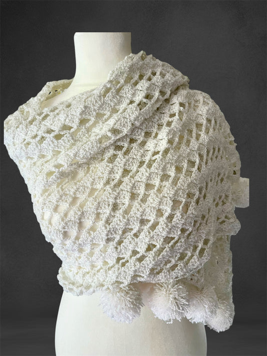 Elegant White Wool Rectangle Shawl – Soft & Cozy Winter Wrap