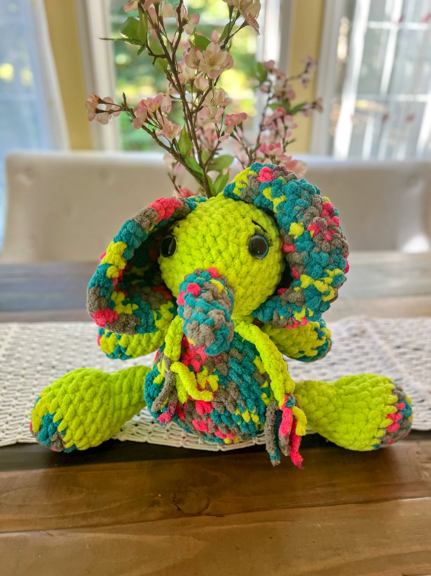 Stuffed Jumbo Elephant – Crochet Knitted Amigurumi Toy (Multiple Colors)