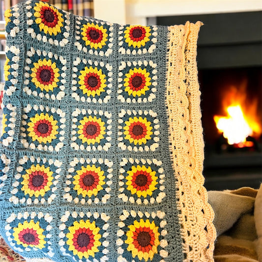 Soft Sunflower Flowers With Green Background Blanket – Handmade Cozy Comfort