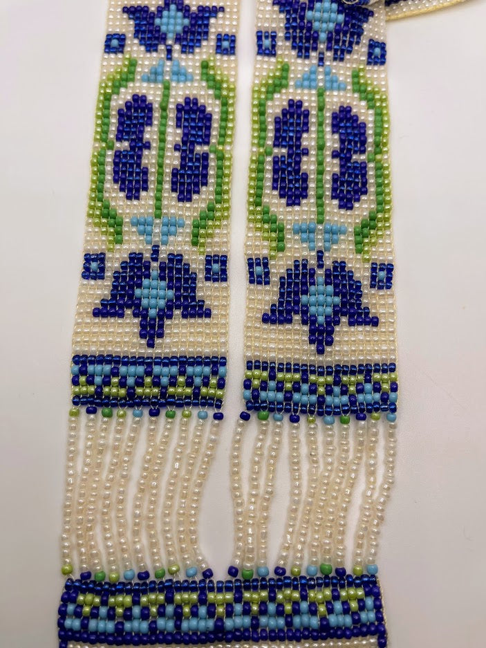 Red Lotus Flower Loom‑Beaded Necklace – Handwoven Czech-Glass Seed Beads