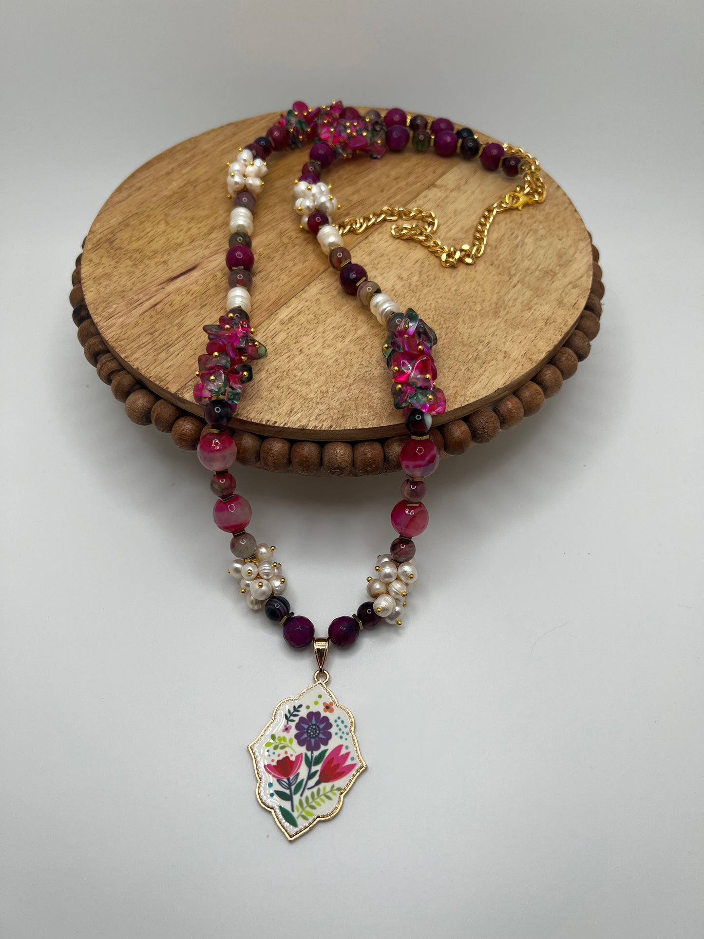 Hot Violet Agate & Alabaster Stone Necklace with Flower Pendant – Handmade Natural Gem Jewelry