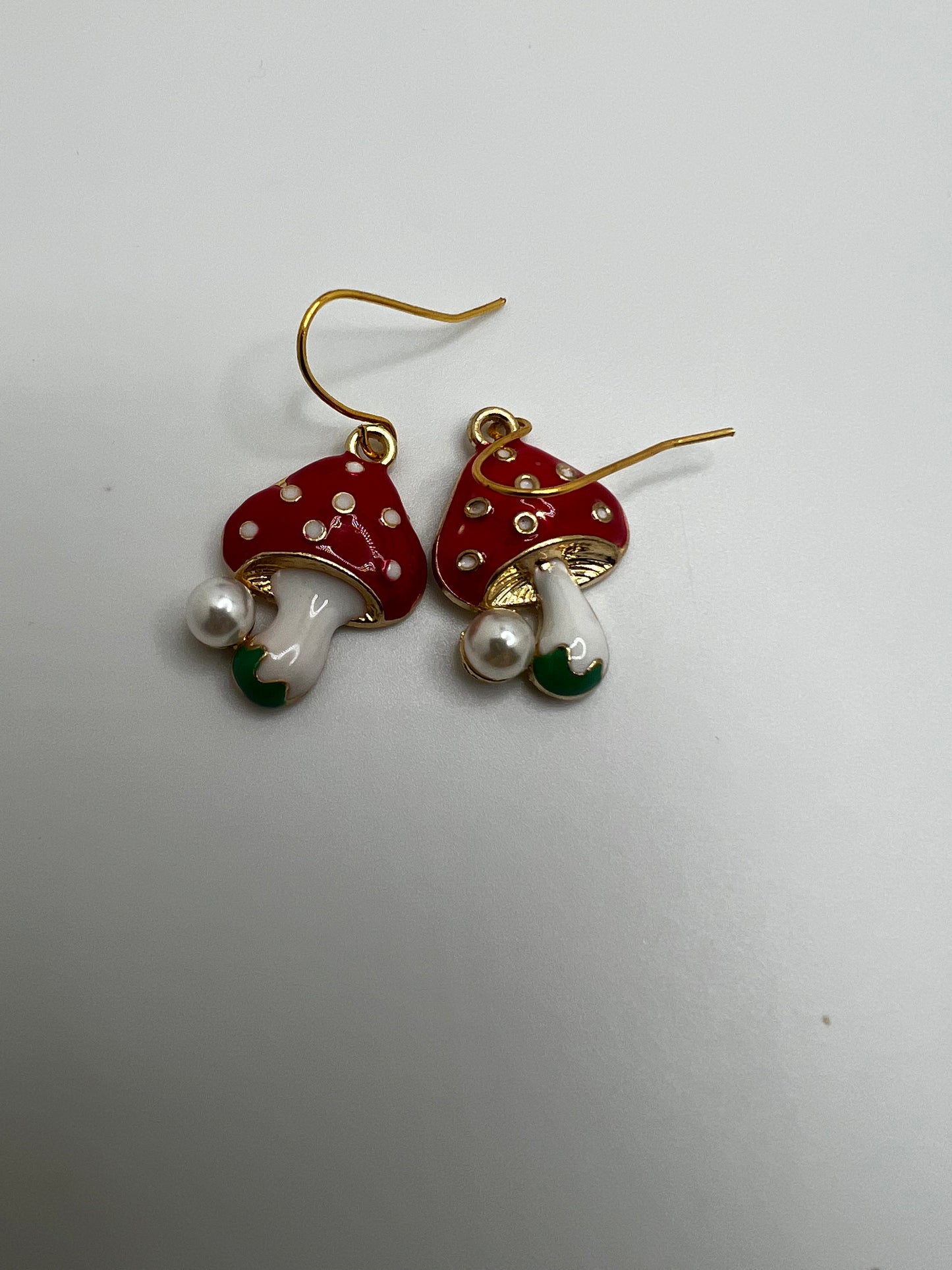 Gold Mushroom Earrings – Delicate Fungi-Inspired Studs