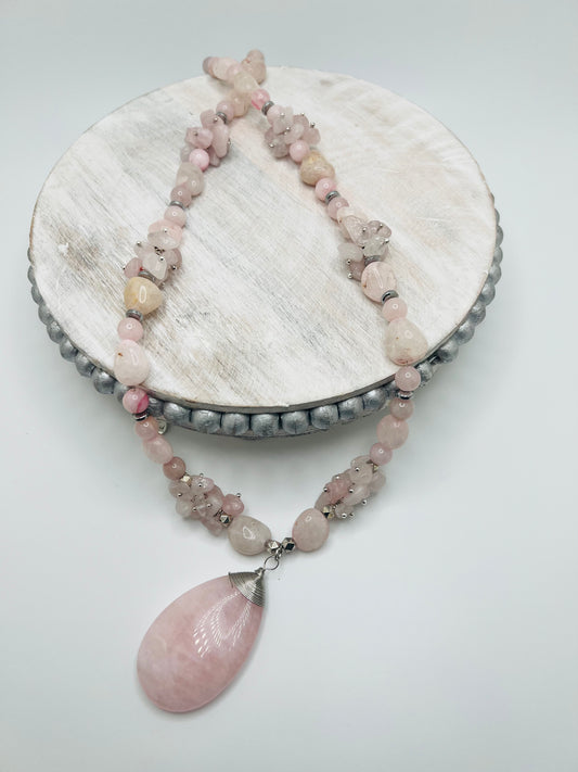 Natural Rose Agate Necklace with Rose Agate Pendant – Semi‑Precious Stone Jewelry