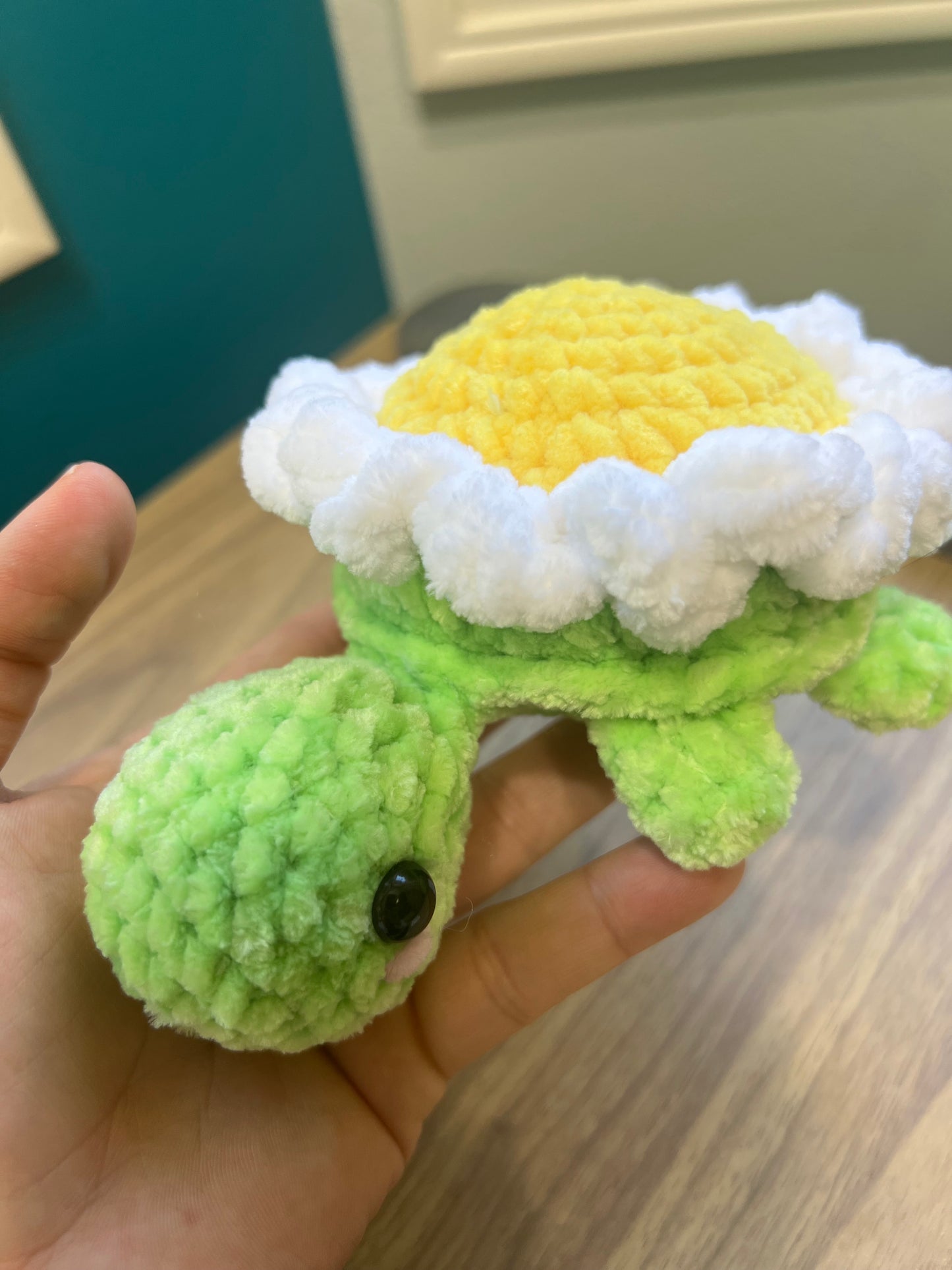 Mini Crochet Strawberry Keychain – Handmade Amigurumi Bag Charm