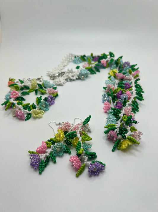 Exquisite Hand-Beaded white Rose Floral Garland Jewelry Set - Necklace, Bracelet & Earrings