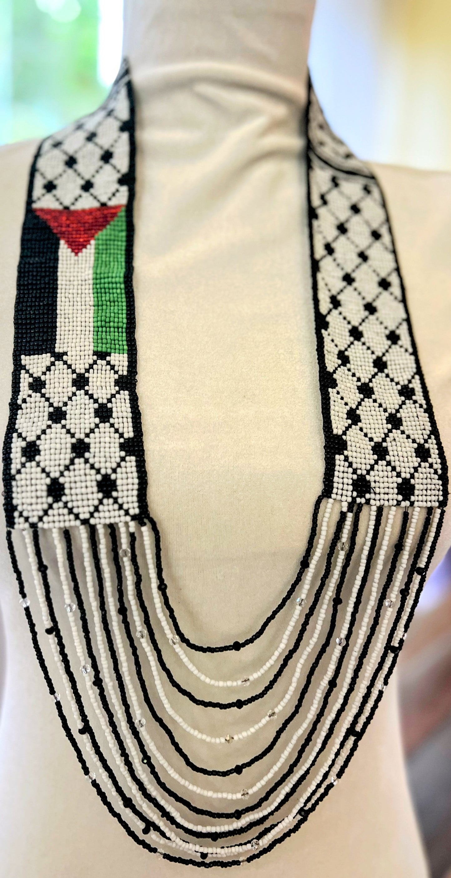 Palestine Kofia with 🇵🇸  Flag Loom Beads Necklace