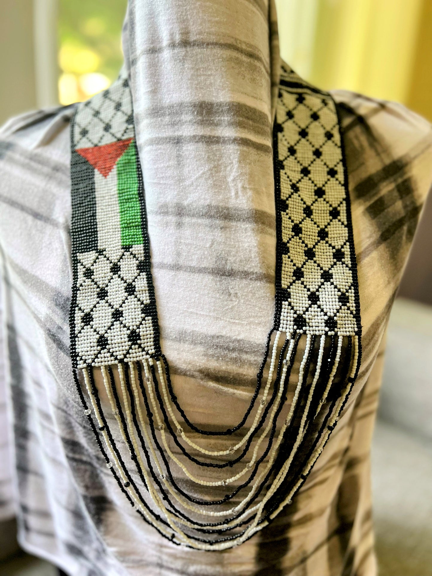 Palestine Kofia with 🇵🇸  Flag Loom Beads Necklace