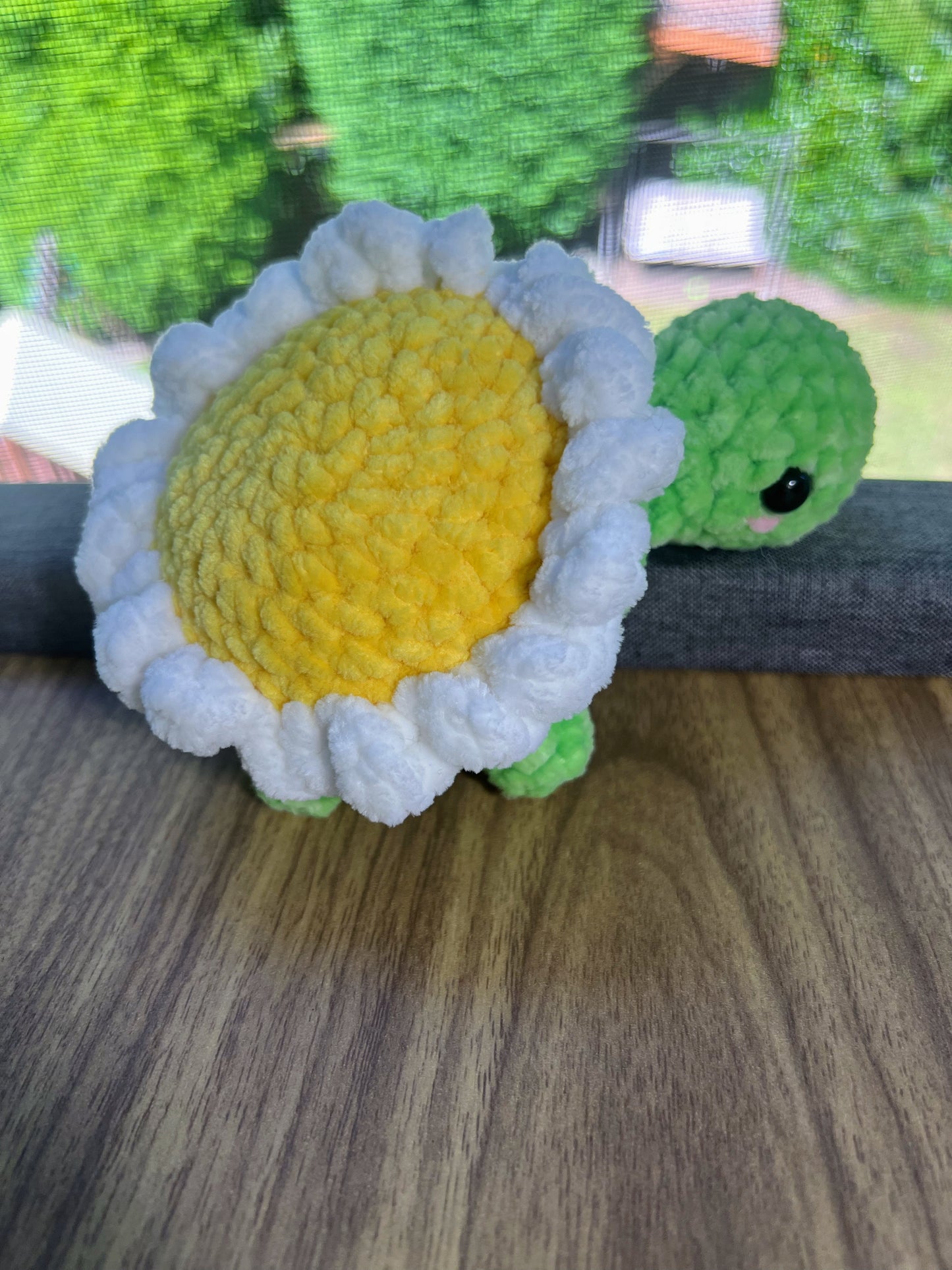 Mini Crochet Strawberry Keychain – Handmade Amigurumi Bag Charm