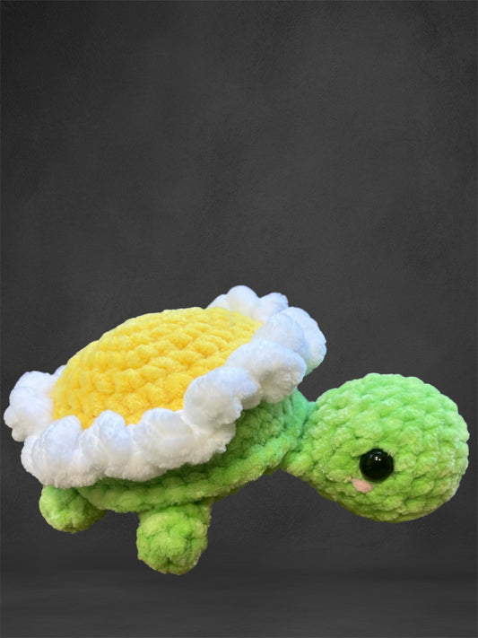Mini Crochet Daisy Turtle Toy – Handmade Amigurumi