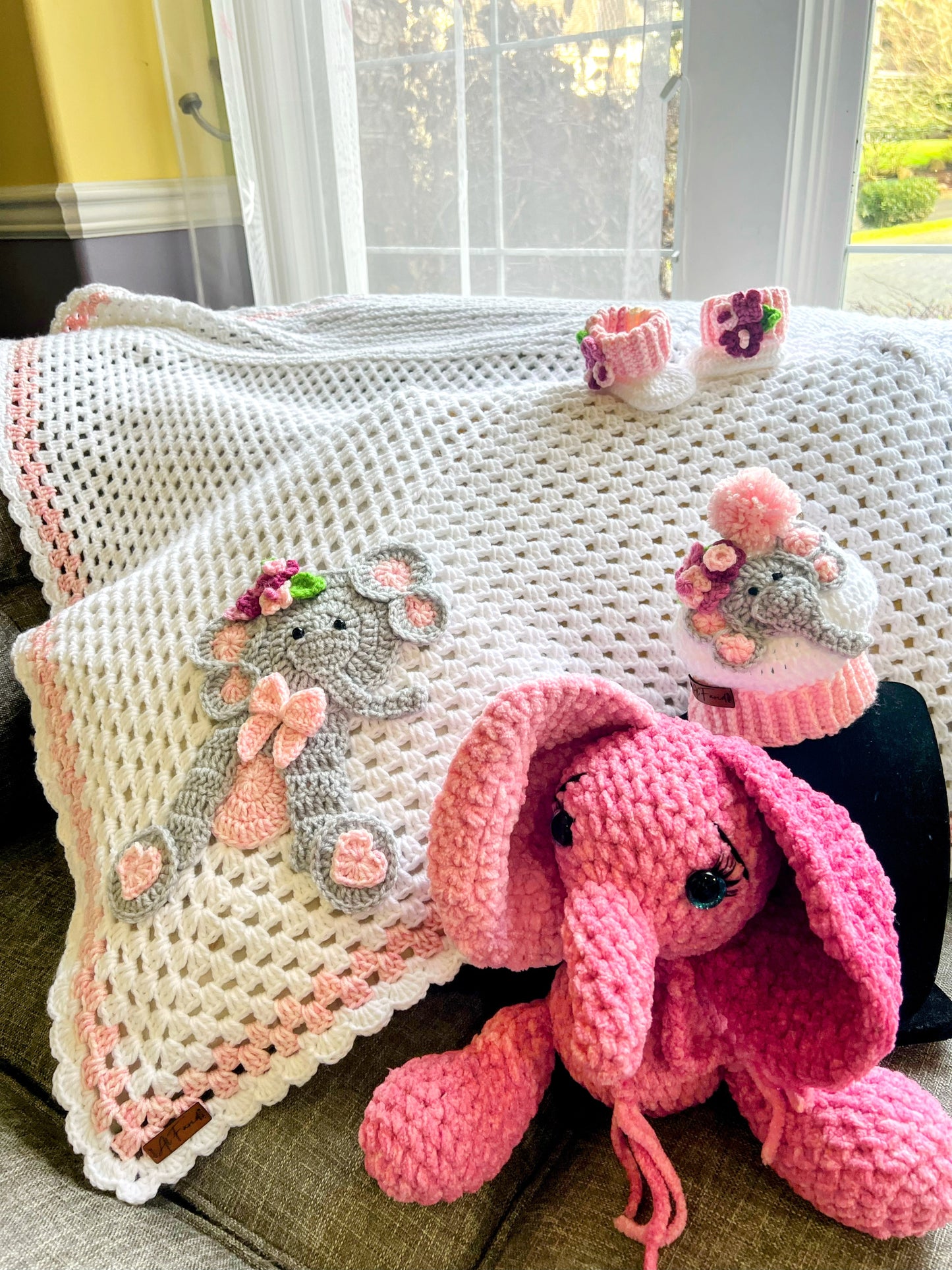 Pink Baby Blanket With Cute Elephant