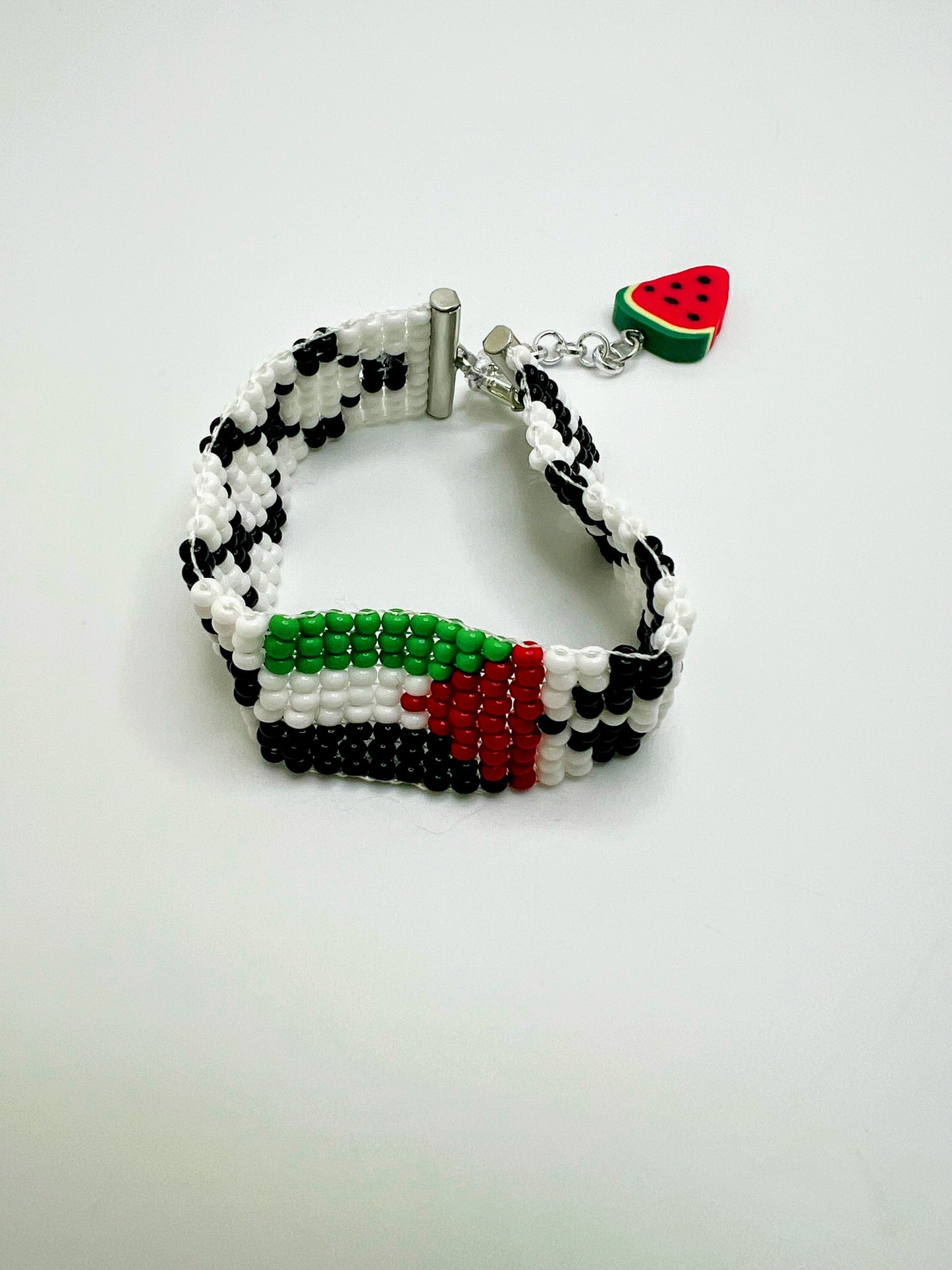 Palestine Kofia with 🇵🇸  Flag Loom Beads Bracelet