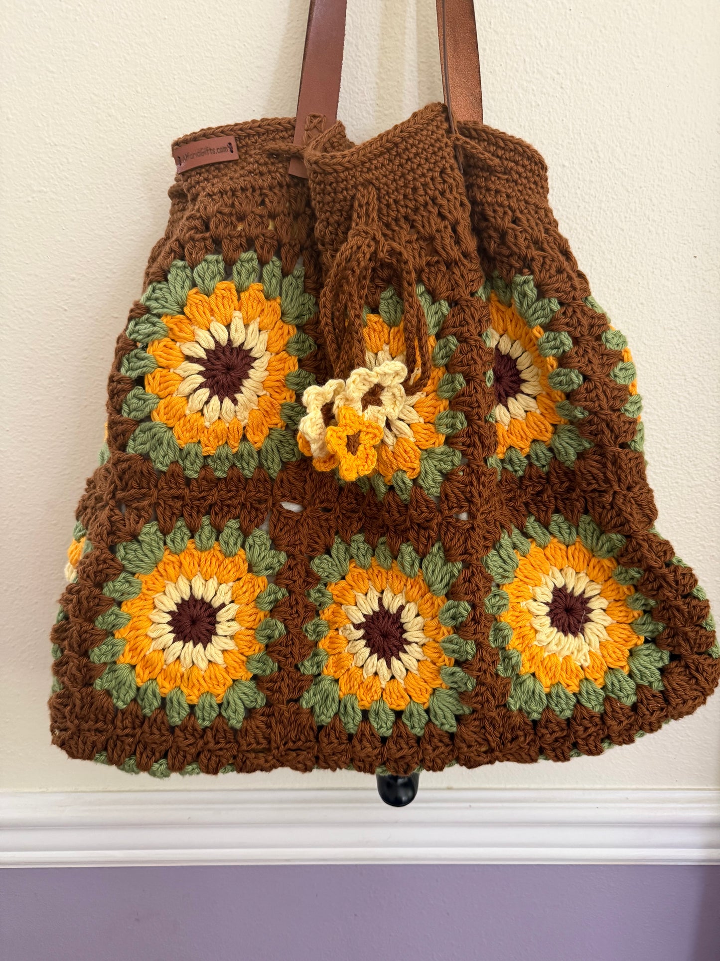Handmade Crochet Sunflower Brown - Big Shoulder Bag – Spacious & Stylish