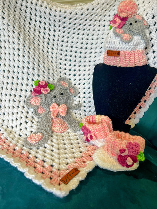 Soft Pink Baby Blanket with Adorable Elephant Design – Handmade Comfort