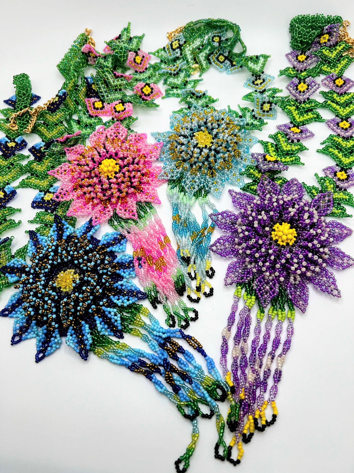3D Chrysanthemum Flower Necklace (4 Colors Available)