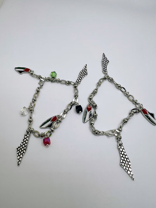 Elegant Palestine Silver Bracelet β Handmade Cultural Jewelry
