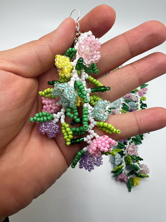 Exquisite Hand-Beaded white Rose Floral Garland Jewelry Set - Necklace, Bracelet & Earrings