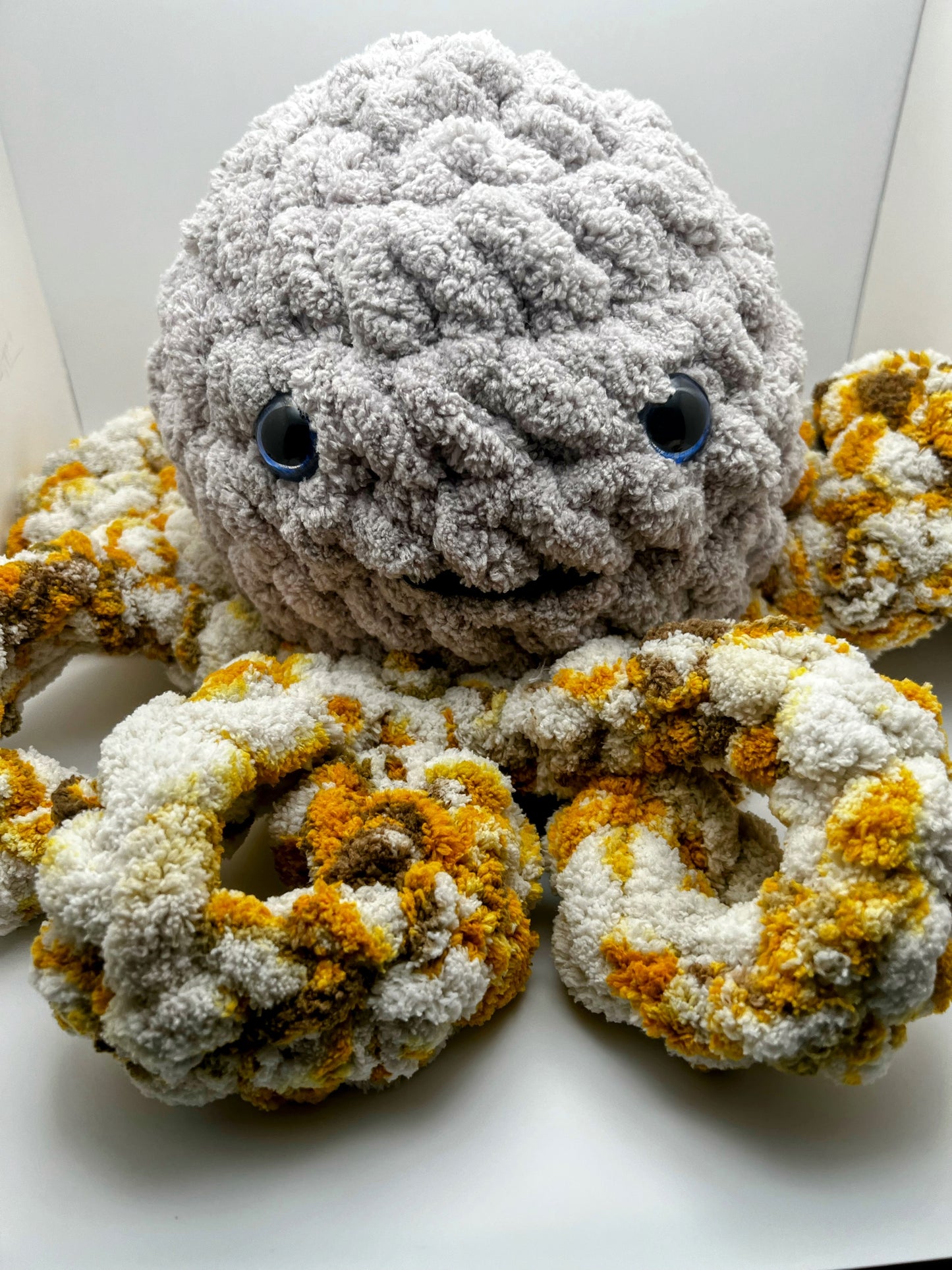 Stuffed big Octopus 🐙 - Crochet Knitted Amigurumi Toy