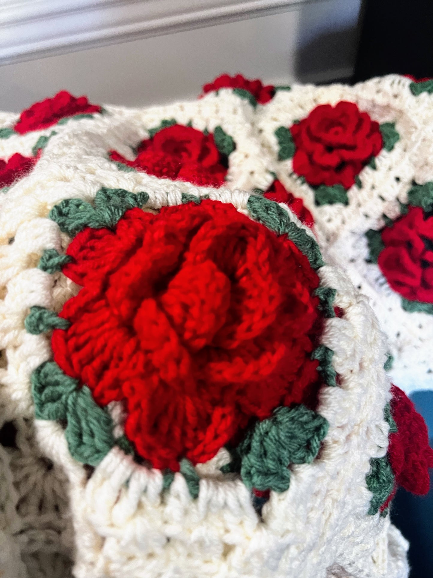 Elegant Handmade Wool 3D Red Flower Blanket - Handmade Cozy Warm