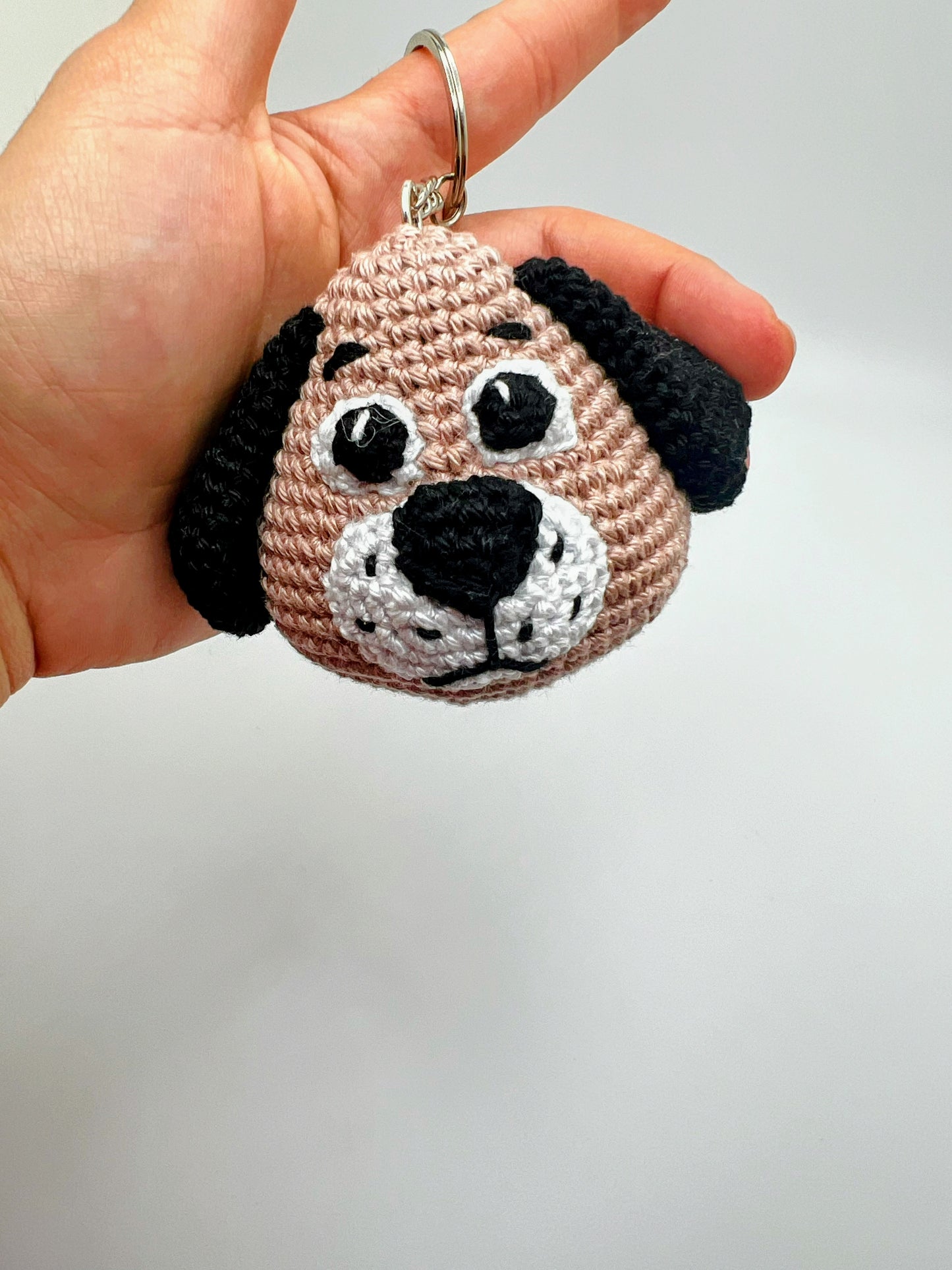 Beagle Dog Head Amigurumi Keychain Toy