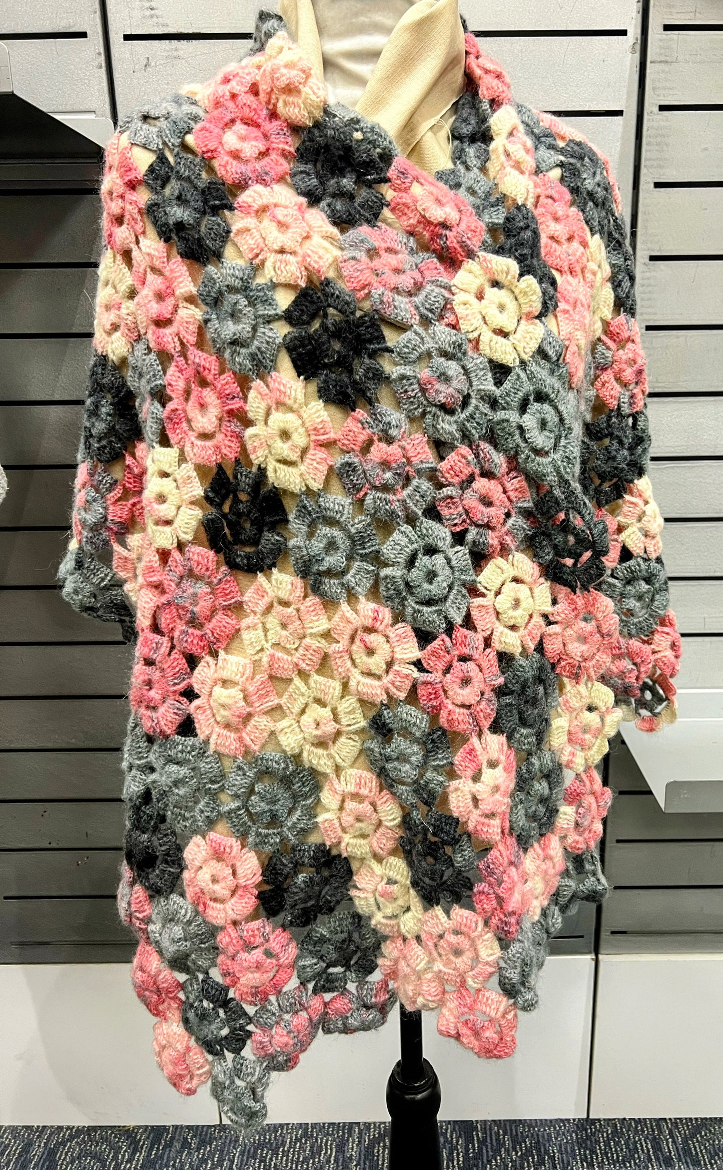Wool Gray & Pink Flower Rectangular Shawl