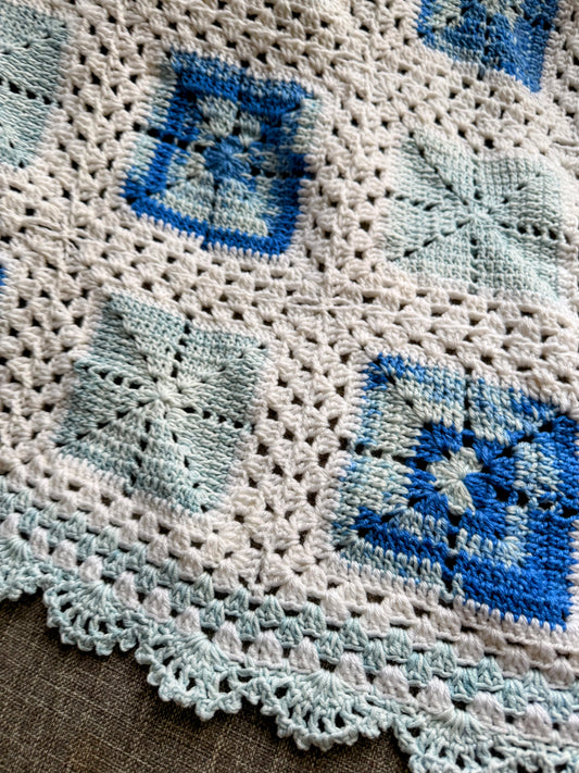 Soft Blue & White Blanket – Handmade Cozy Comfort