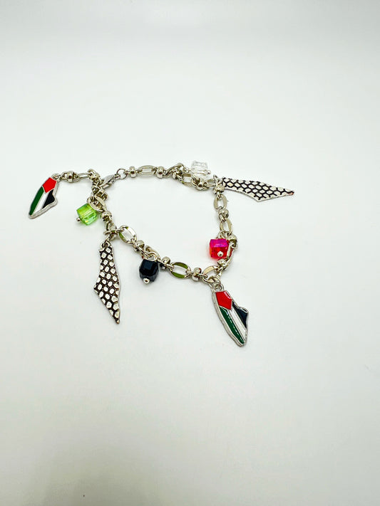 Elegant Palestine Silver Bracelet β Handmade Cultural Jewelry