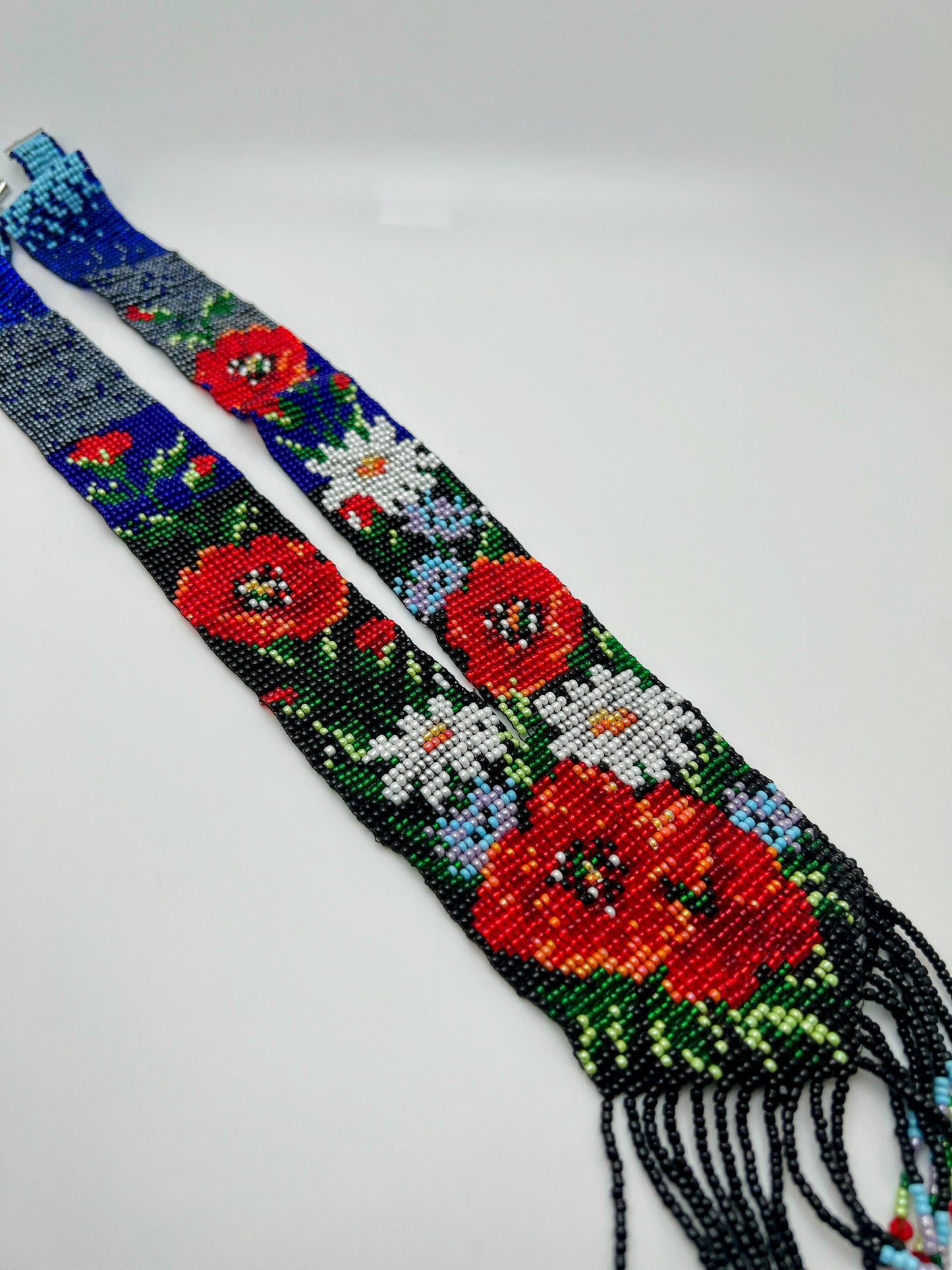 Red Flowers Loom-beaded Necklace with Black/White Background