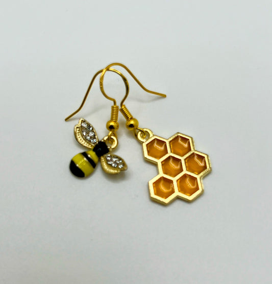 Gold Bee Earrings – Cute & Chic Insect-Inspired Studs