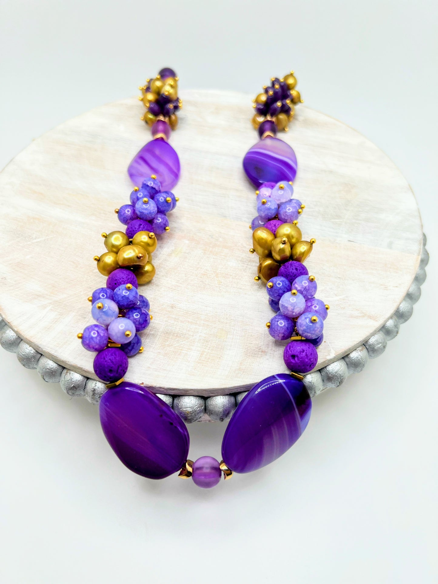 Aroma Jewelry- Natural Agate Hot Purple Beads With Natural Gold Shell Beads (UW Colors)