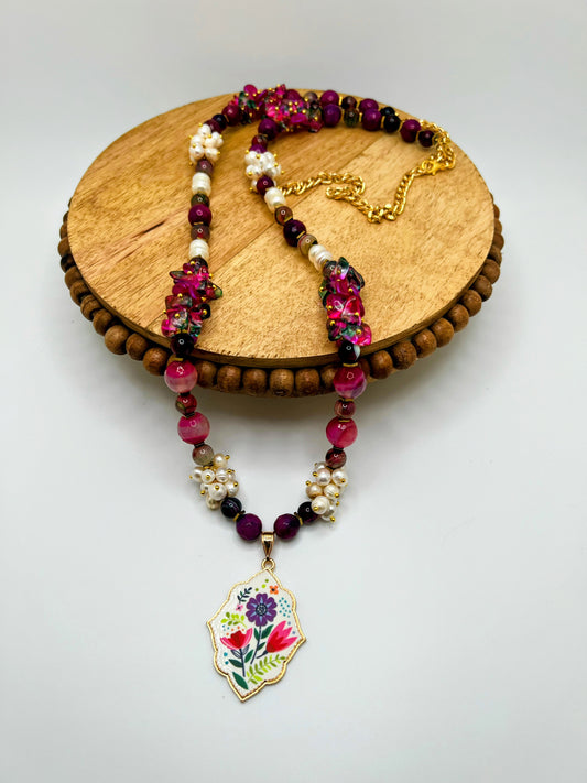 Hot Violet Agate & Alabaster Stone Necklace with Flower Pendant – Handmade Natural Gem Jewelry