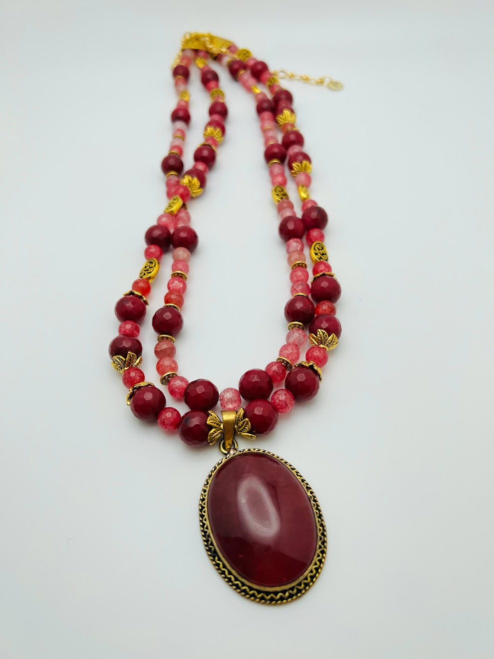 Natural Pink Agate Stone Beads Necklace