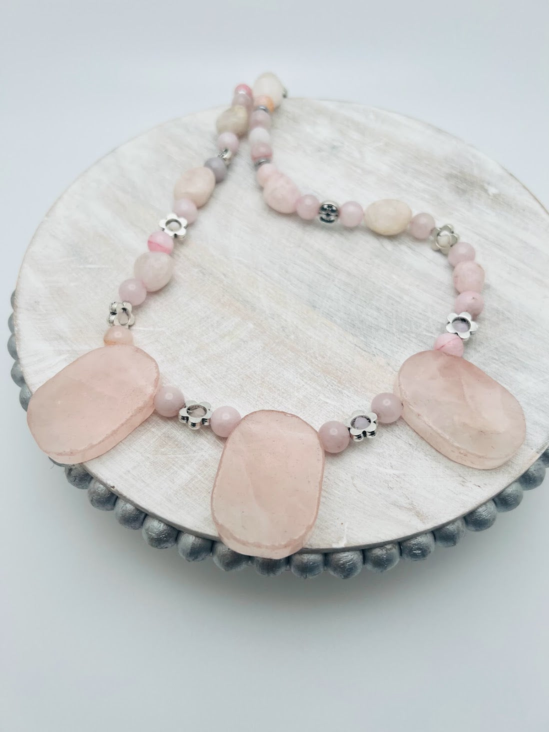 Natural Rose Agate Stone Beads Necklace